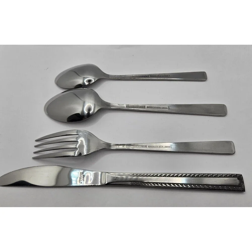 Watertown Stainless Japan Burnished Scroll Edge Black Accent 4 PC Silverware